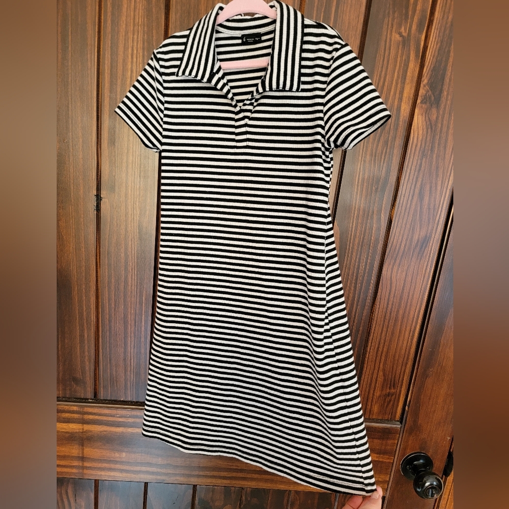Art Class girls soft dress with collar.